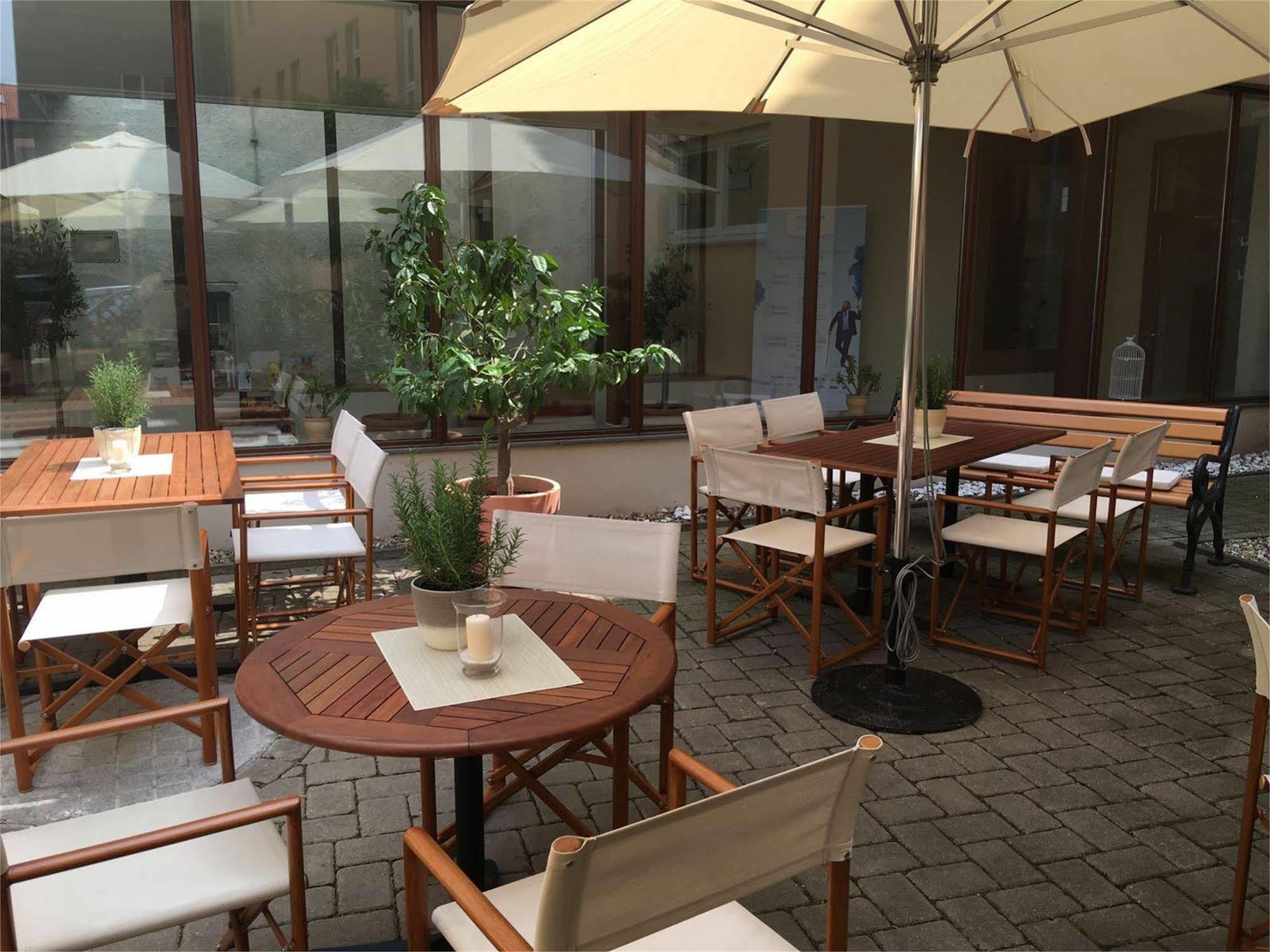 Wyndham Garden Quedlinburg Stadtschloss Zewnętrze zdjęcie