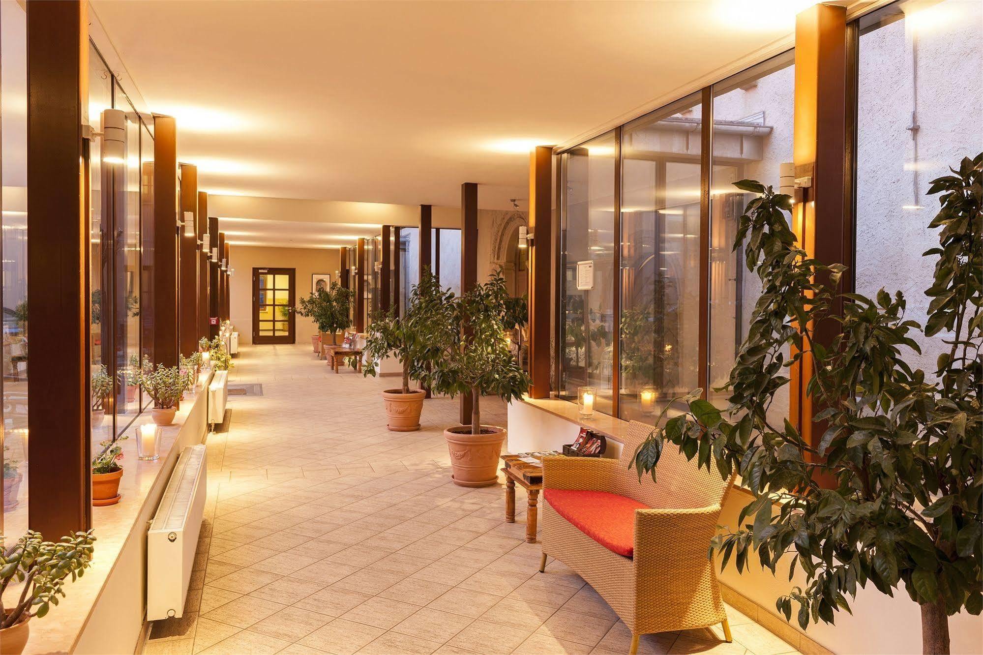 Wyndham Garden Quedlinburg Stadtschloss Zewnętrze zdjęcie